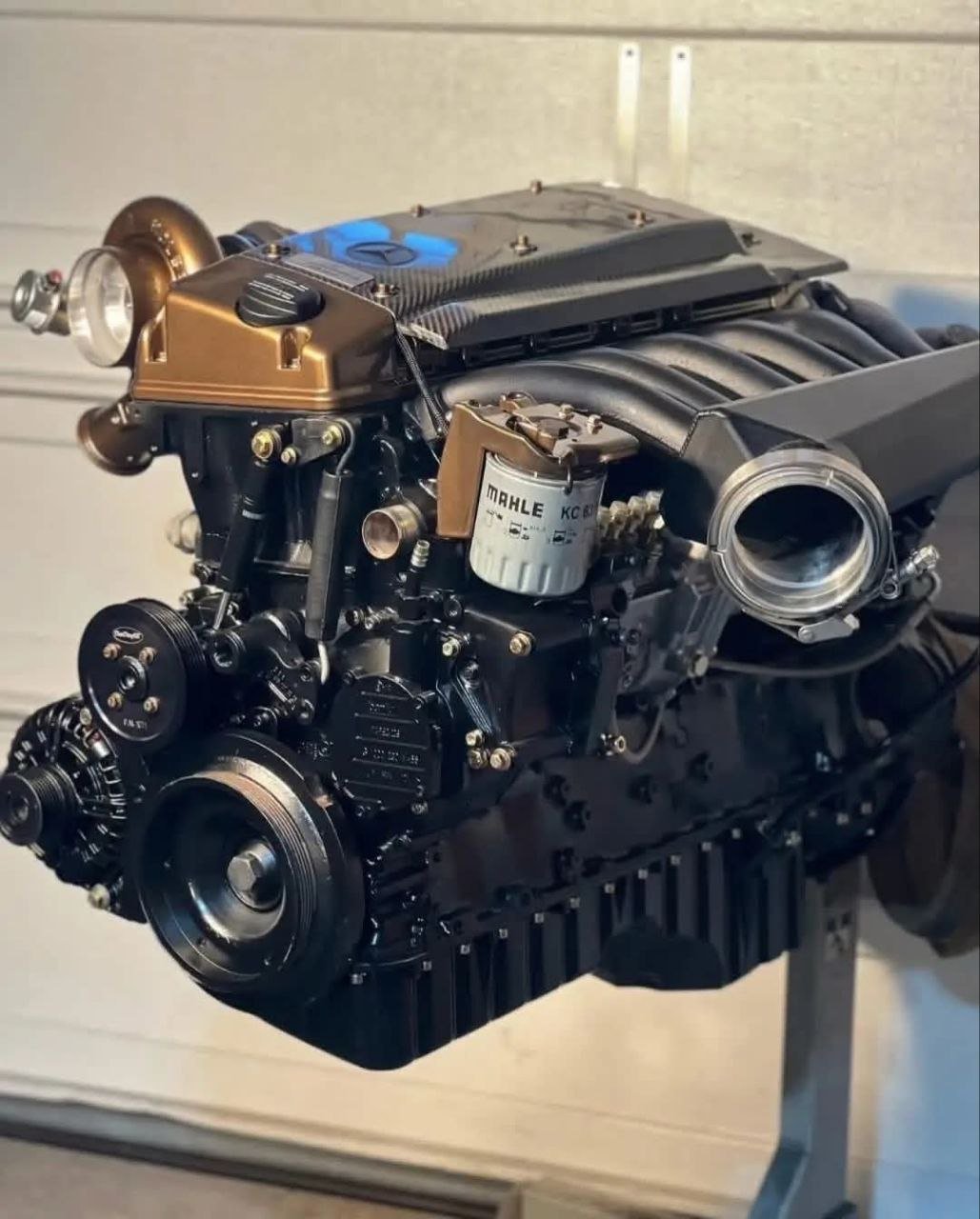 Mercedes-Benz OM606 Engine