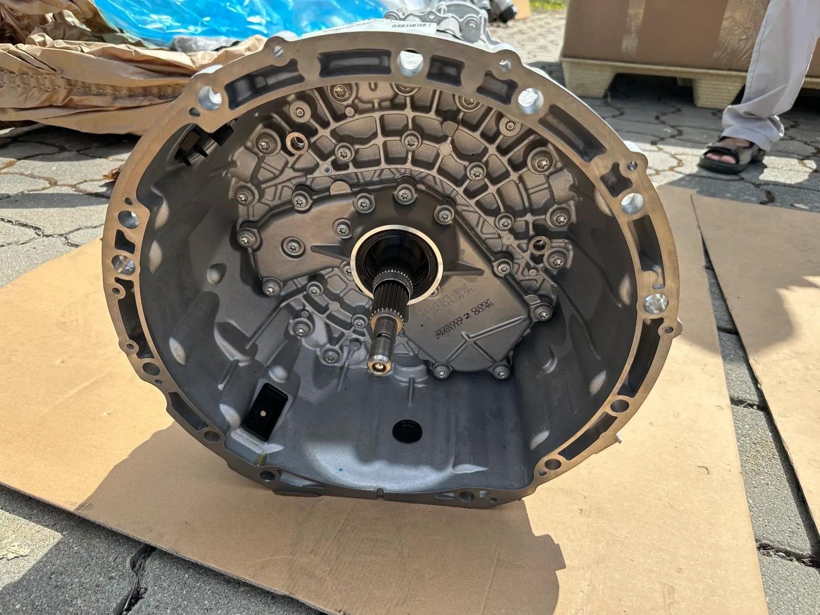 Mercedes-Benz Automatic Transmission Oil Pan (Sump) - Image 8