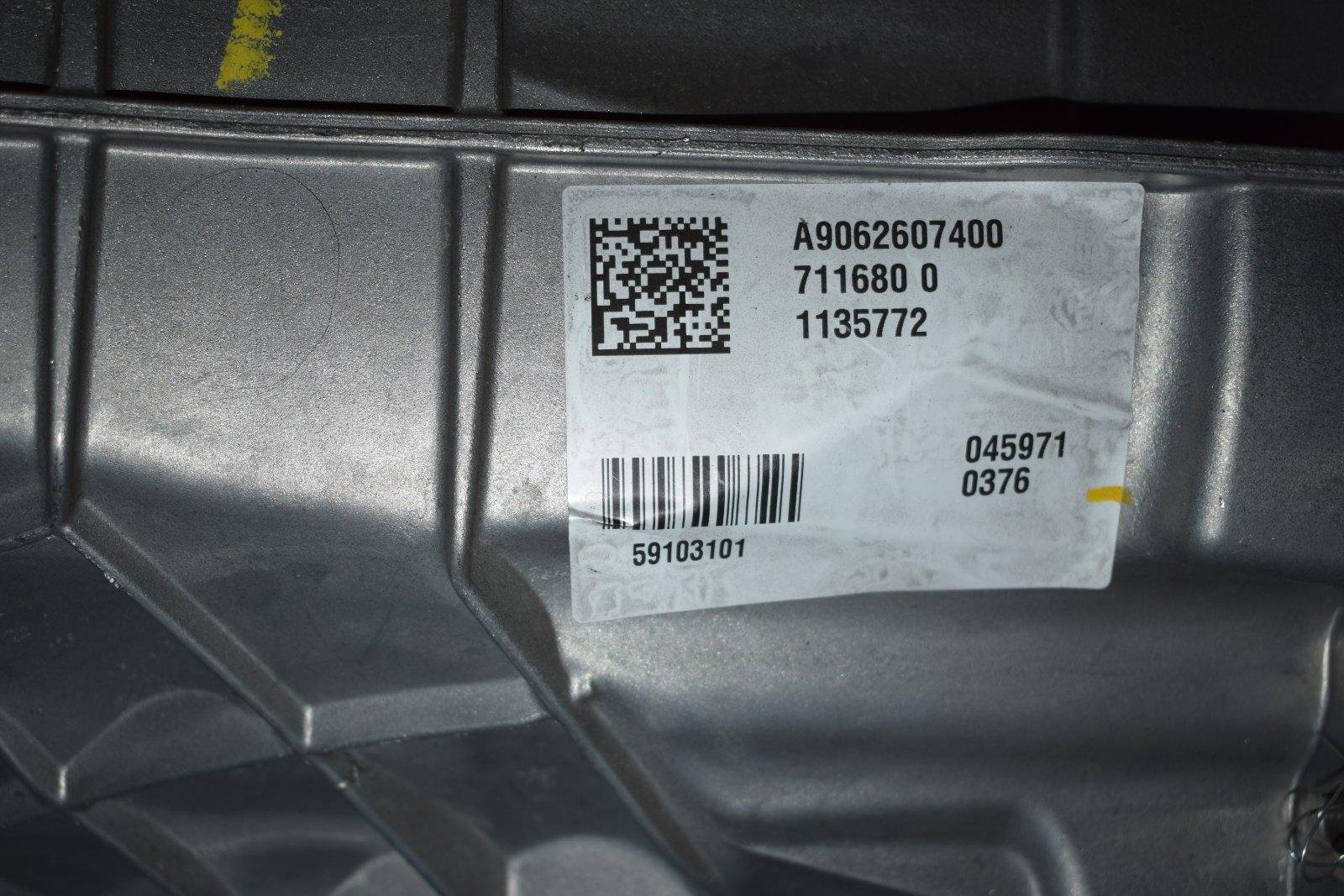 Mercedes-Benz Sprinter Manual Transmission - Image 2