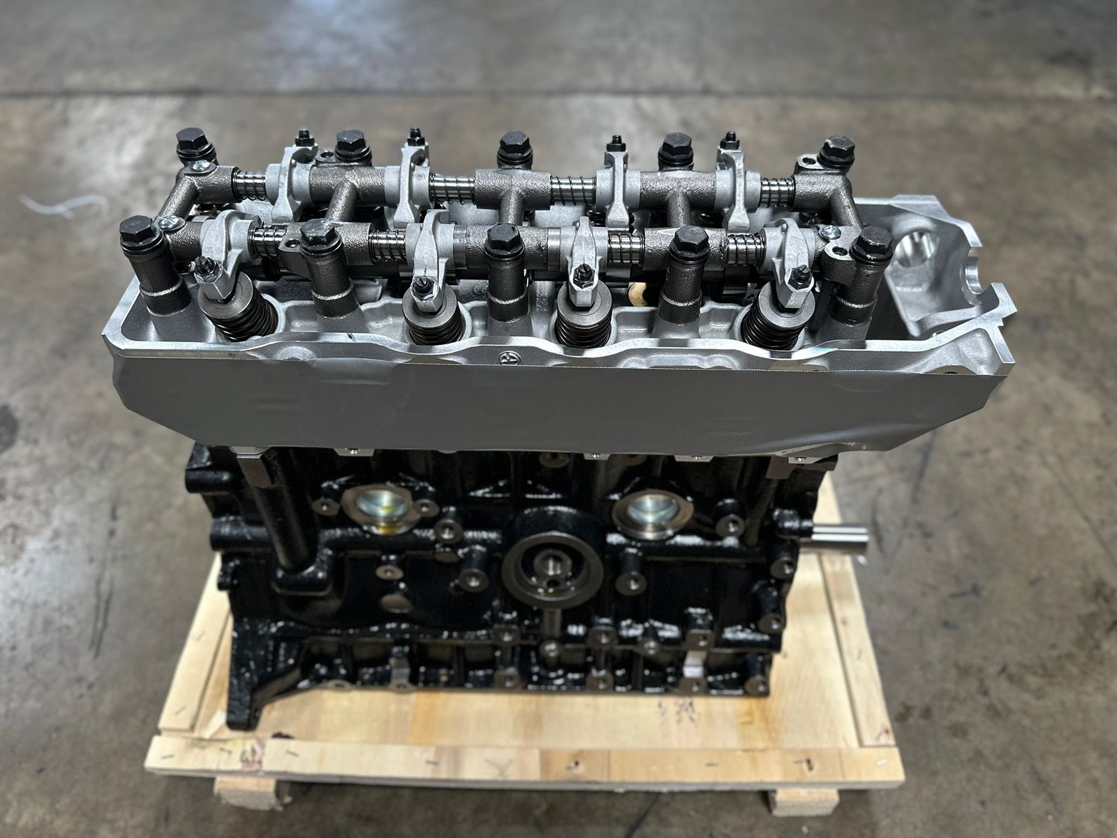 Toyota Pickup 22R / 22R-E 2.4L Engine