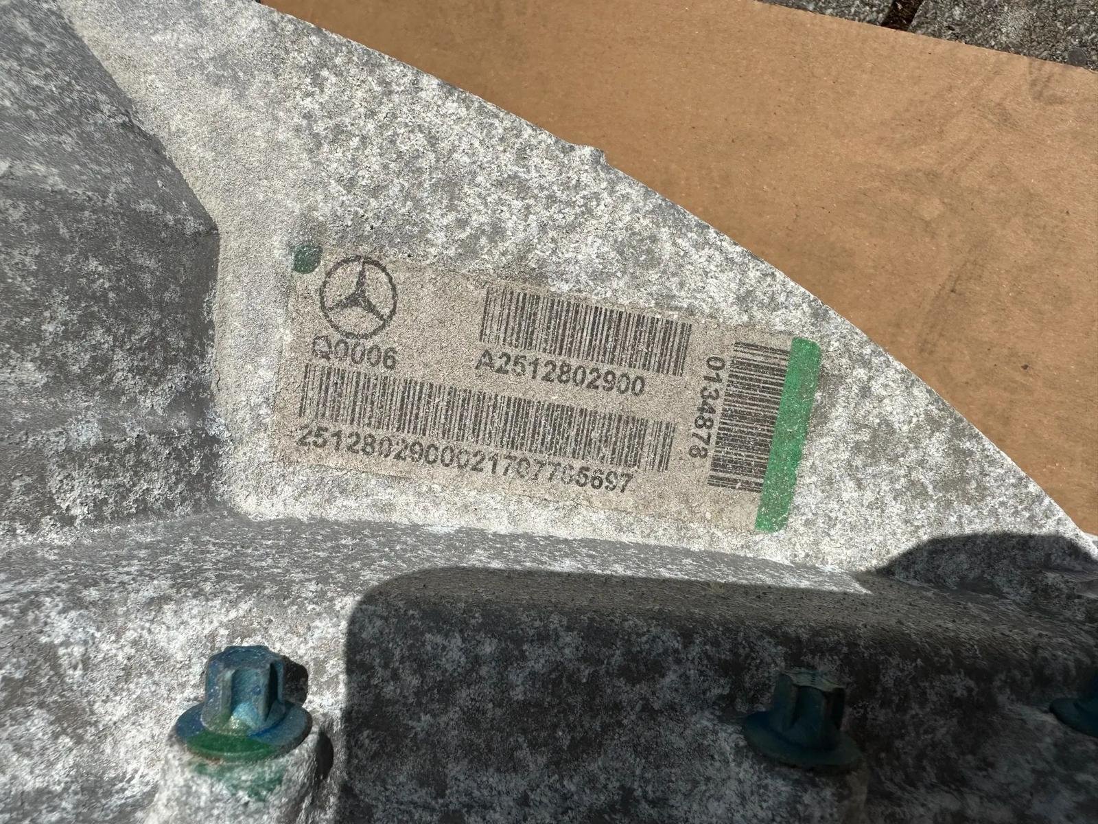 Mercedes-Benz Automatic Transmission Oil Pan (Sump) - Image 5