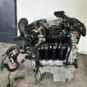 Toyota Yaris III 1.5 Hybrid Engine