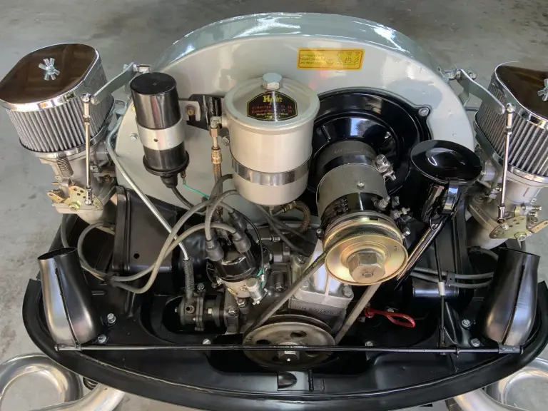 1,720cc Flat-Four Engine Porsche - Image 12