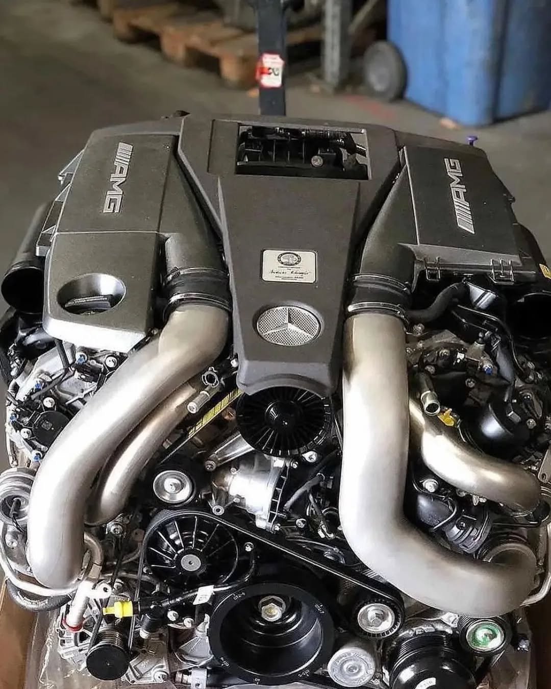 Mercedes M157 5.5L V8 Engine - Image 6