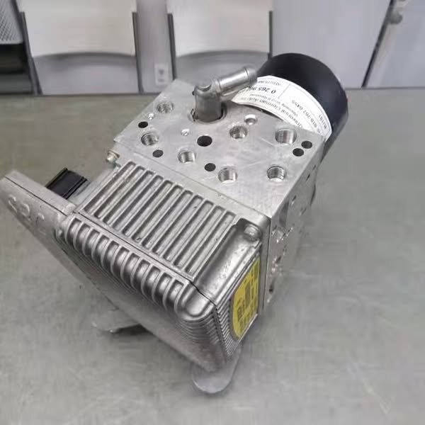 SBC pump for W211 model 2004 - Image 5