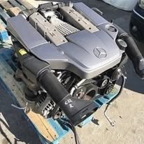 Mercedes-Benz W203 C32 AMG Engine - Image 3