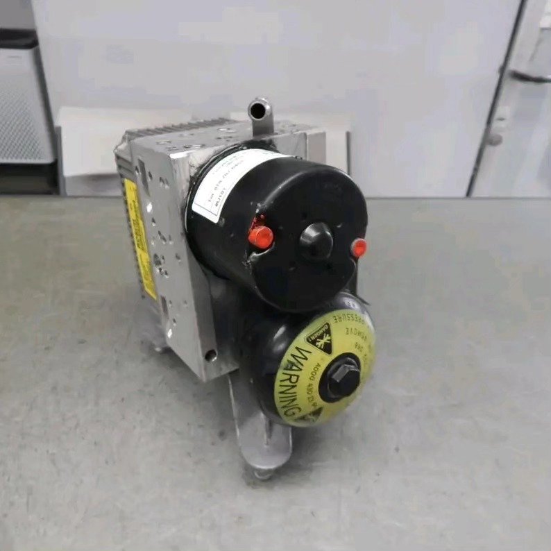 SBC pump for W211 model 2004 - Image 3