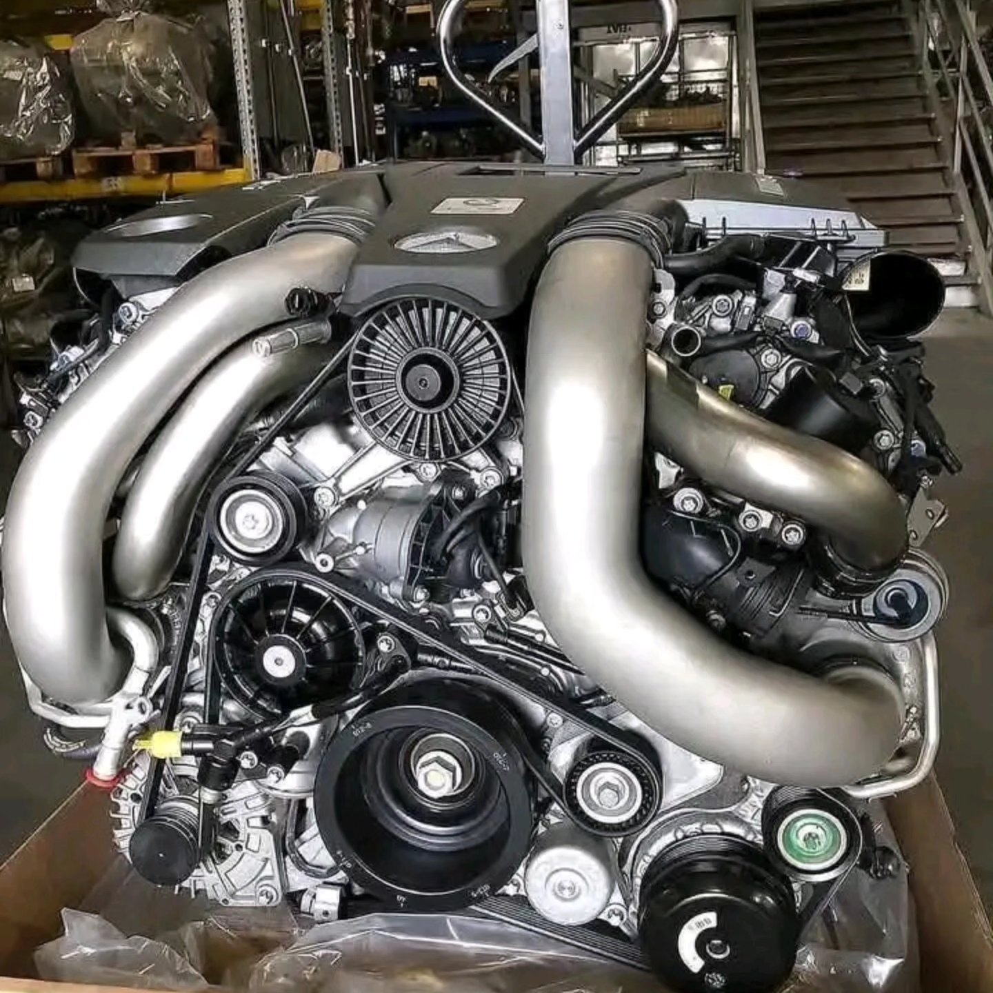 Mercedes-AMG M157 5.5L BiTurbo V8 Engine - Image 3