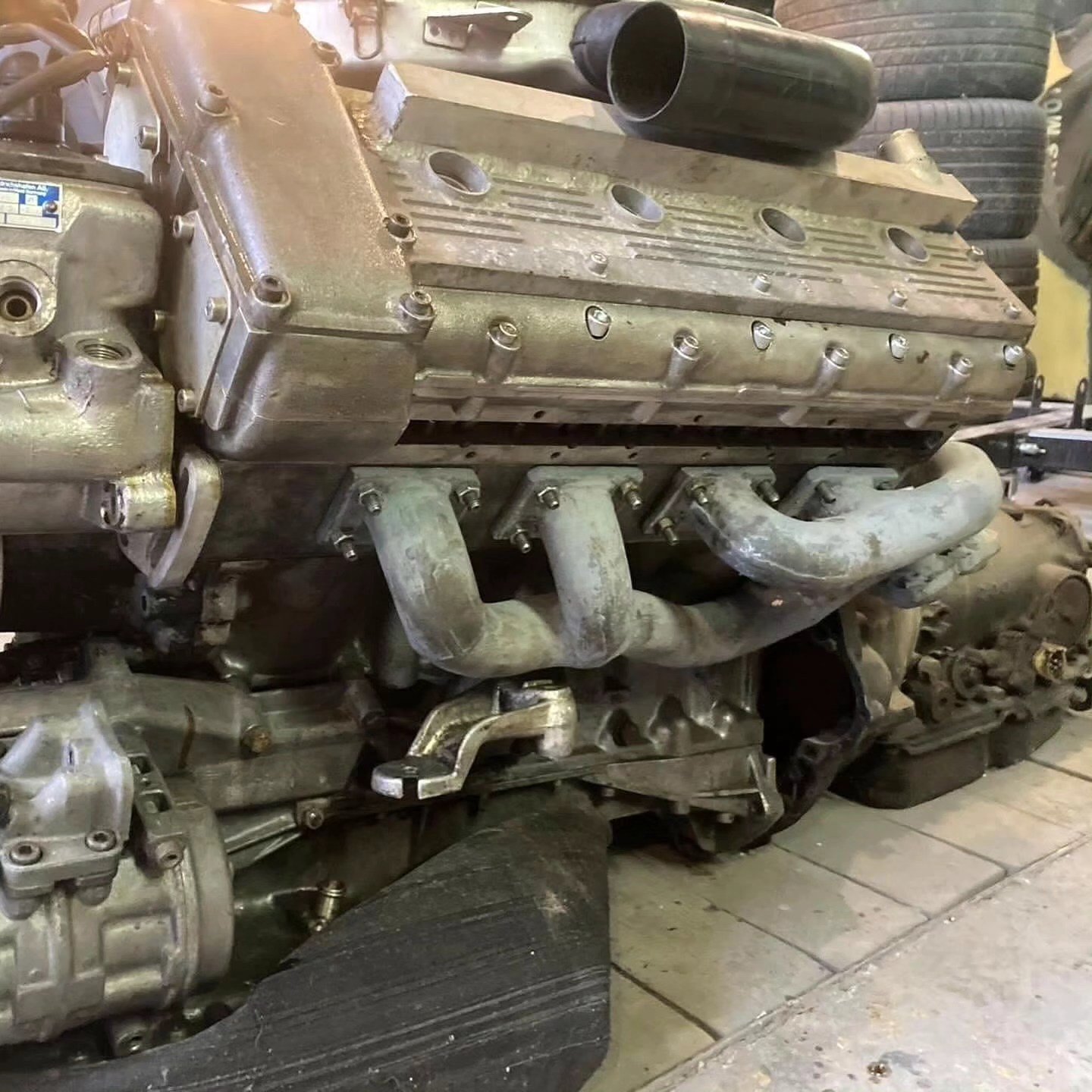 Original AMG M117 4V Engine from Mercedes-Benz C126 SEC - Image 4