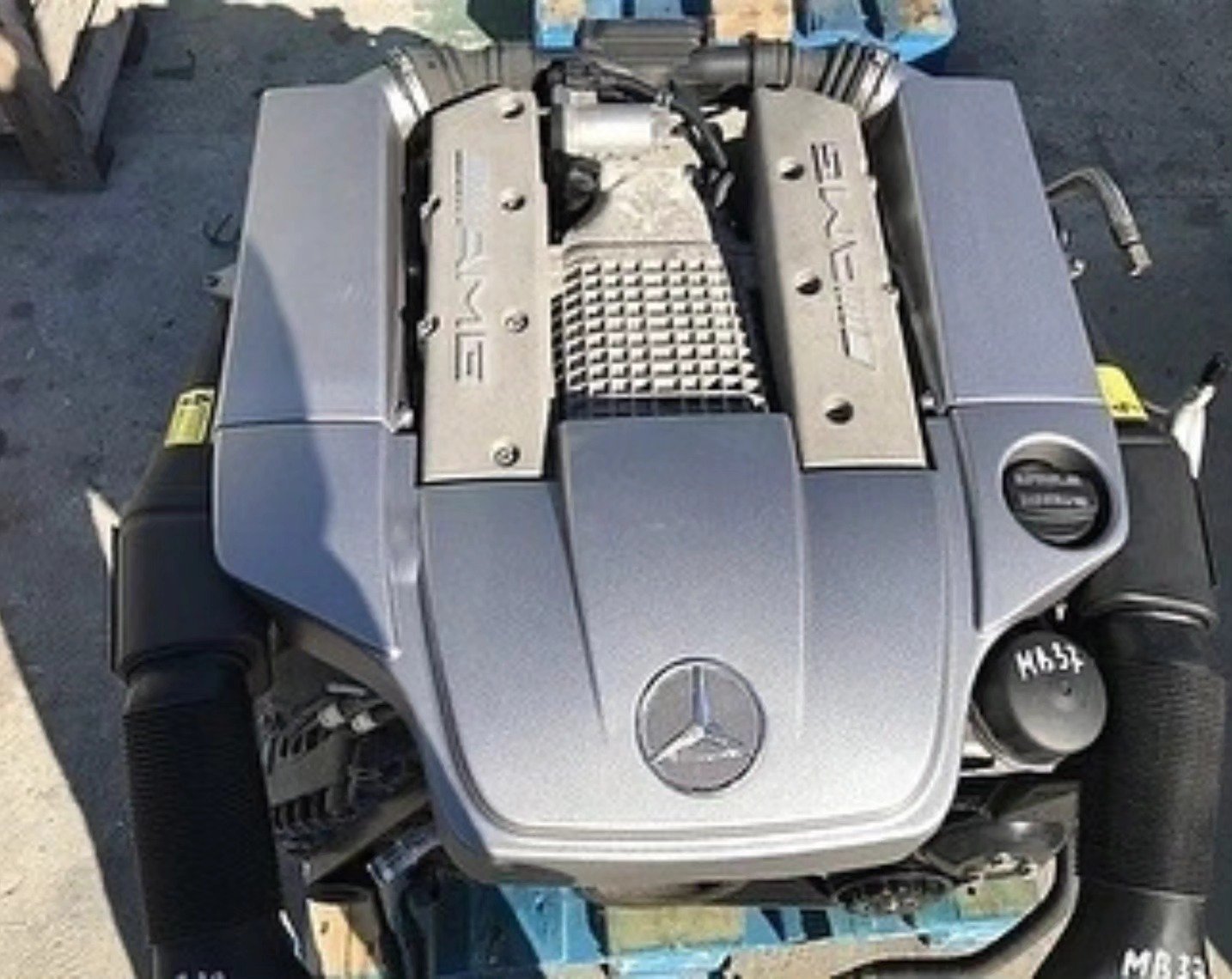 Mercedes-Benz W203 C32 AMG Engine - Image 6