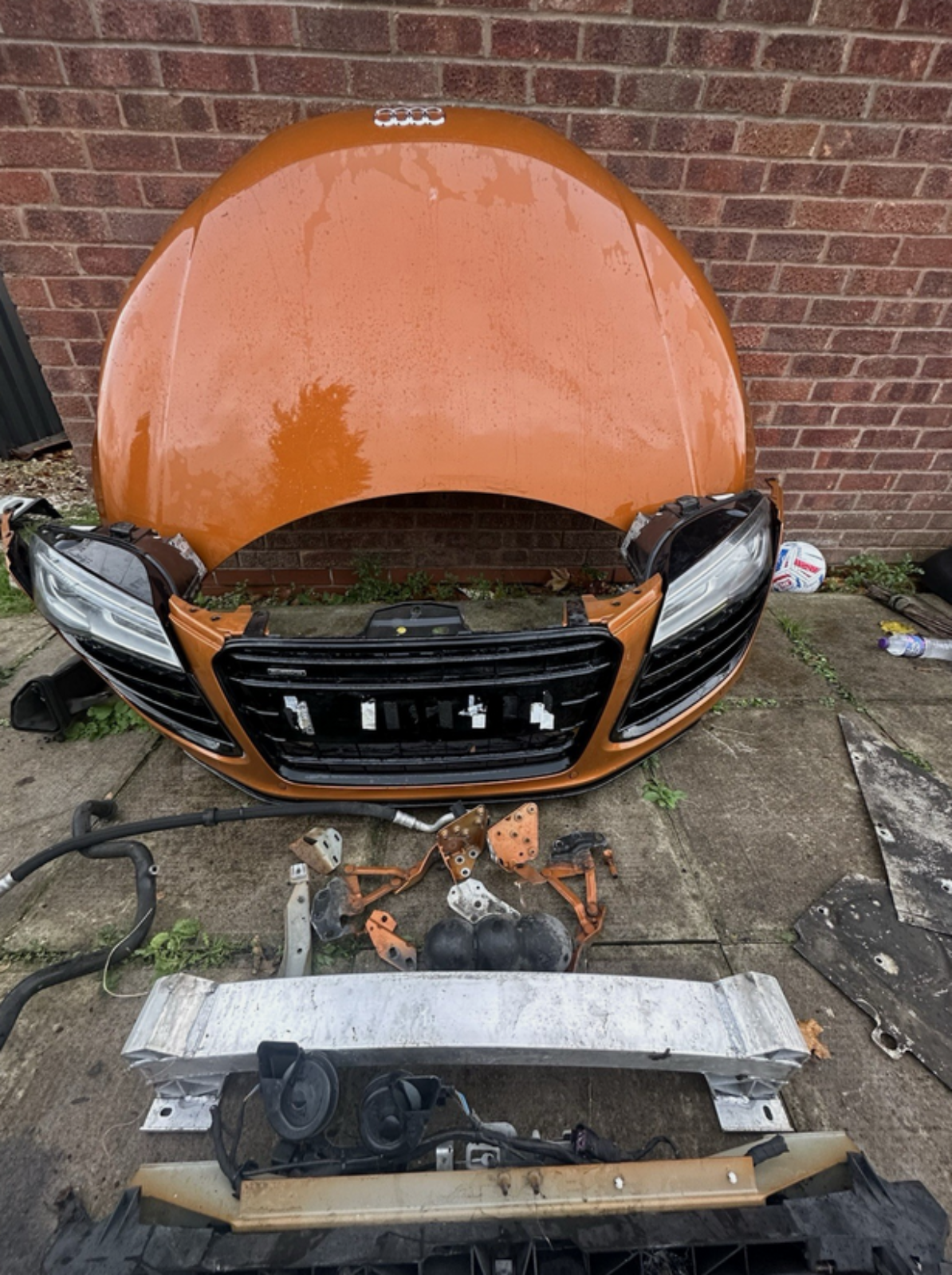 Audi R8 42 Complete Front Package