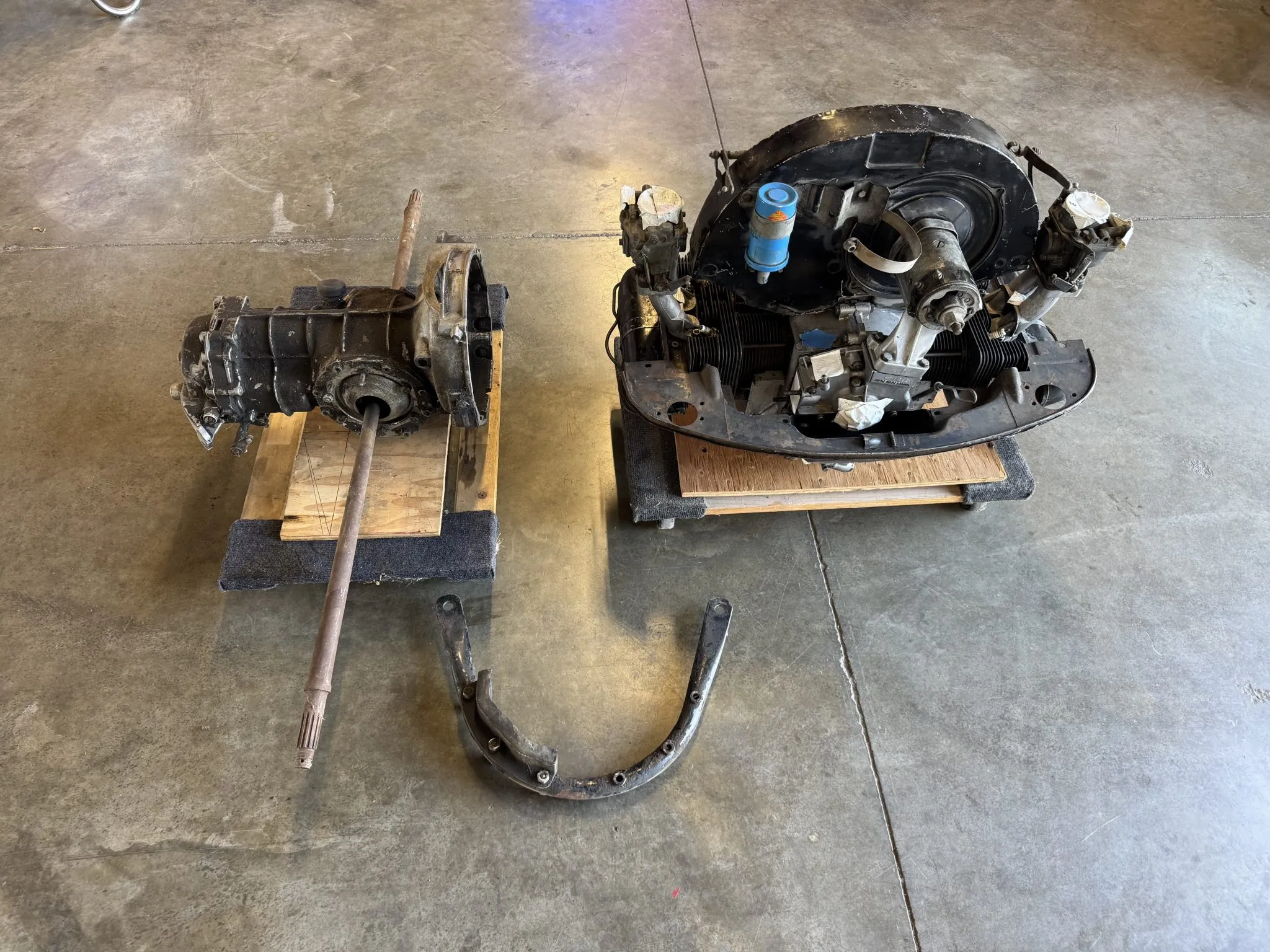 Porsche 356C Type 616/15 Engine and Four-Speed Gearbox - Image 13