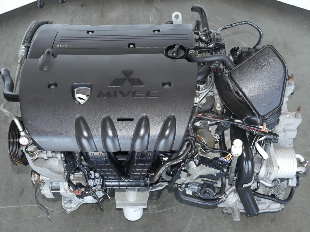 MITSUBISHI OUTLANDER ENGINE