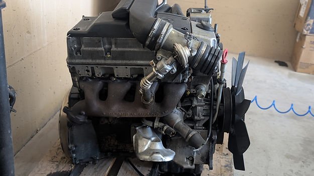 Used Mercedes-Benz OM604 Diesel Engine - Image 3