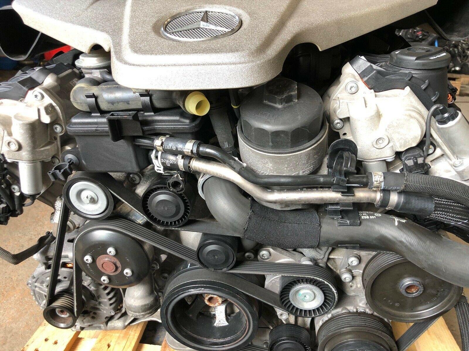 Mercedes-Benz W204 / S204 C63 AMG V8 Engine - Image 4