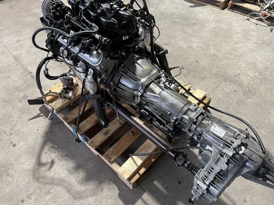 2005 GMC Yukon Denali 6.0L LQ4 Engine