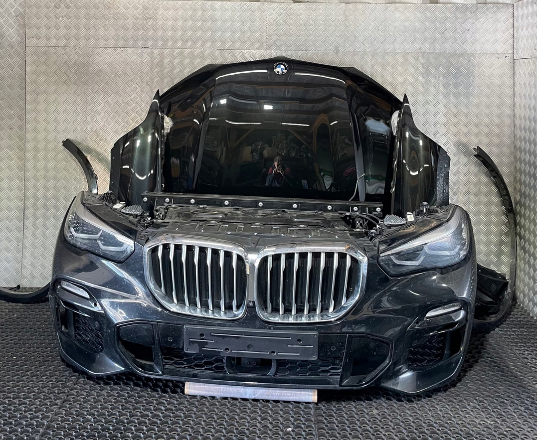 BMW X5 G05 Front Package