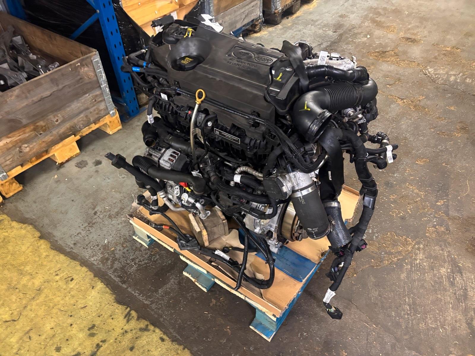 Range Rover 2.0 Diesel Mild Hybrid engine